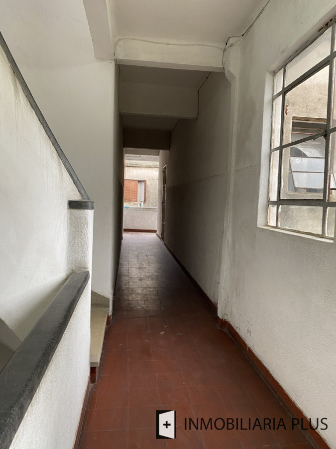 Apartamento ID.1135 - Apartamento en Venta reciclado de 2 Dormitorios en la Ciudad Vieja frente al Mercado del Puerto de Montevideo