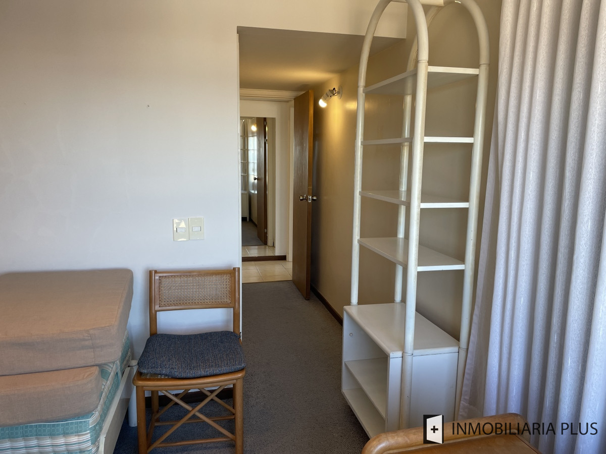 Apartamento ID.1314 - Alquiler de apartamento frente a la playa en Mansa con 4 Dormitorios, 4 Baños, con Parrillero, Gym, Juegos Infantiles, Garaje y más en Punta del Este