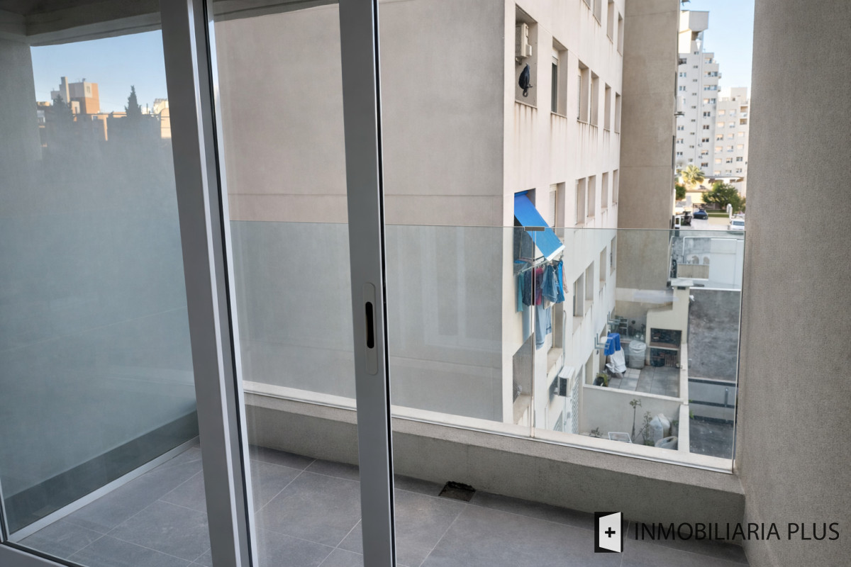 Apartamento ID.1594 - Alquiler de Apartamento de 2 Dormitorios en Palermo de Montevideo