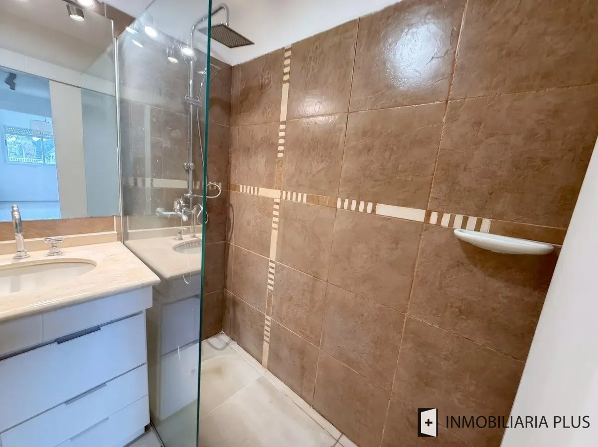 Apartamento ID.1748 - Alquiler de Apartamento con piscina climatizada, parrillero, 2 dormitorios, 2 baños con garaje más en Buceo