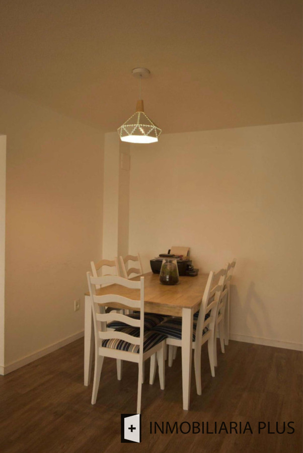 Apartamento ID.852 - Alquiler Apartamento en Parque Batlle con 3 dormitorios Cochera, Terraza Lavadero, Parrillero y Más