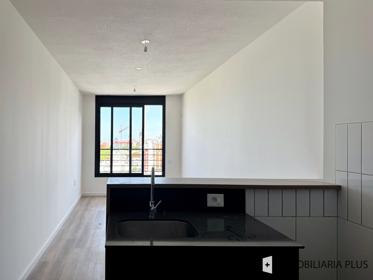 Apartamento ID.1473 - Alquiler de apartamento en Parque Rodó con Gym, Barbacoa, Co-work, sala de estudios a pasos de la Rambla.