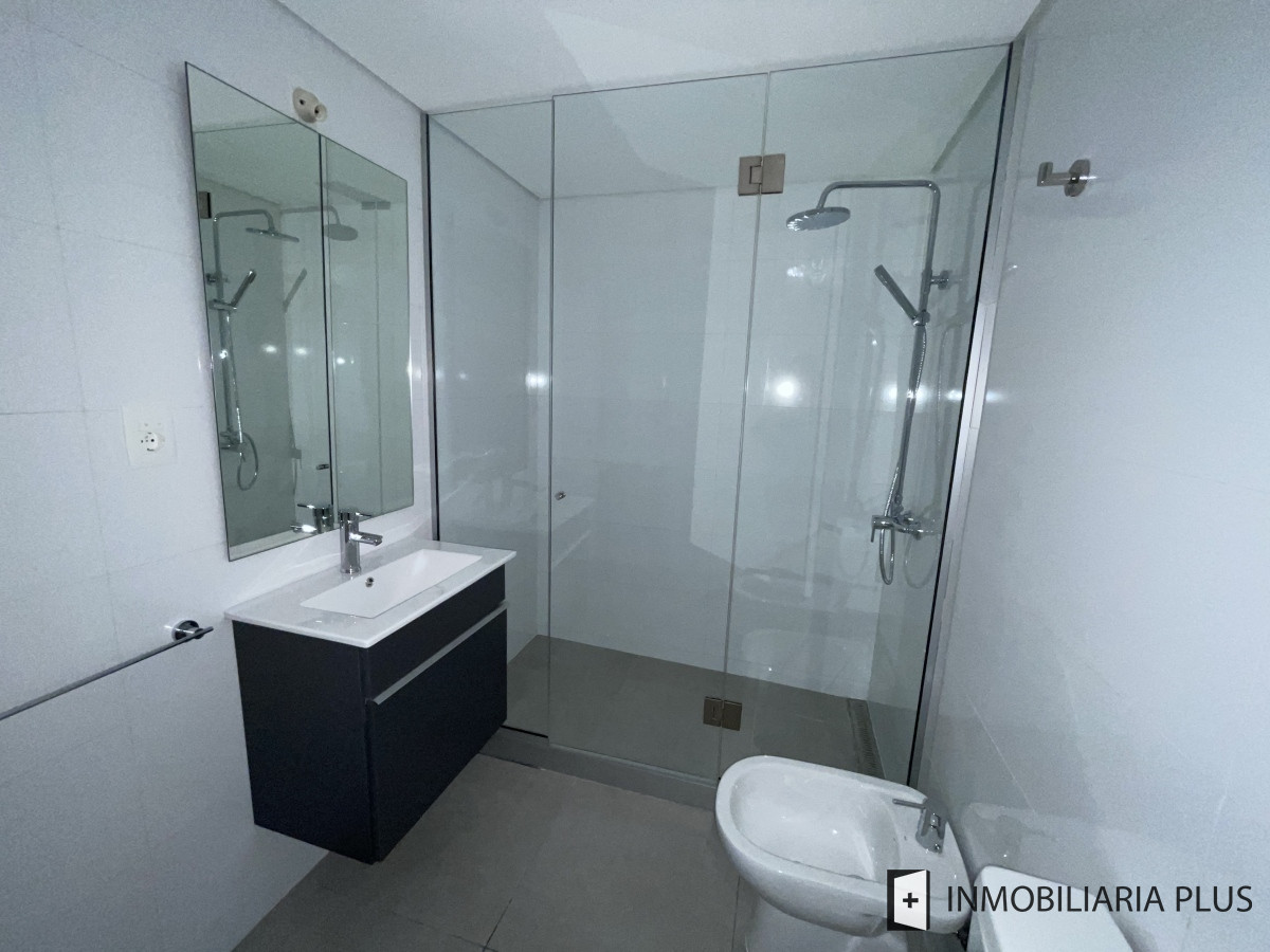 Apartamento ID.943 - Apartamento en Alquiler de 2 Dormitorios en 3 Cruces con barbacoa, gym, play room y más