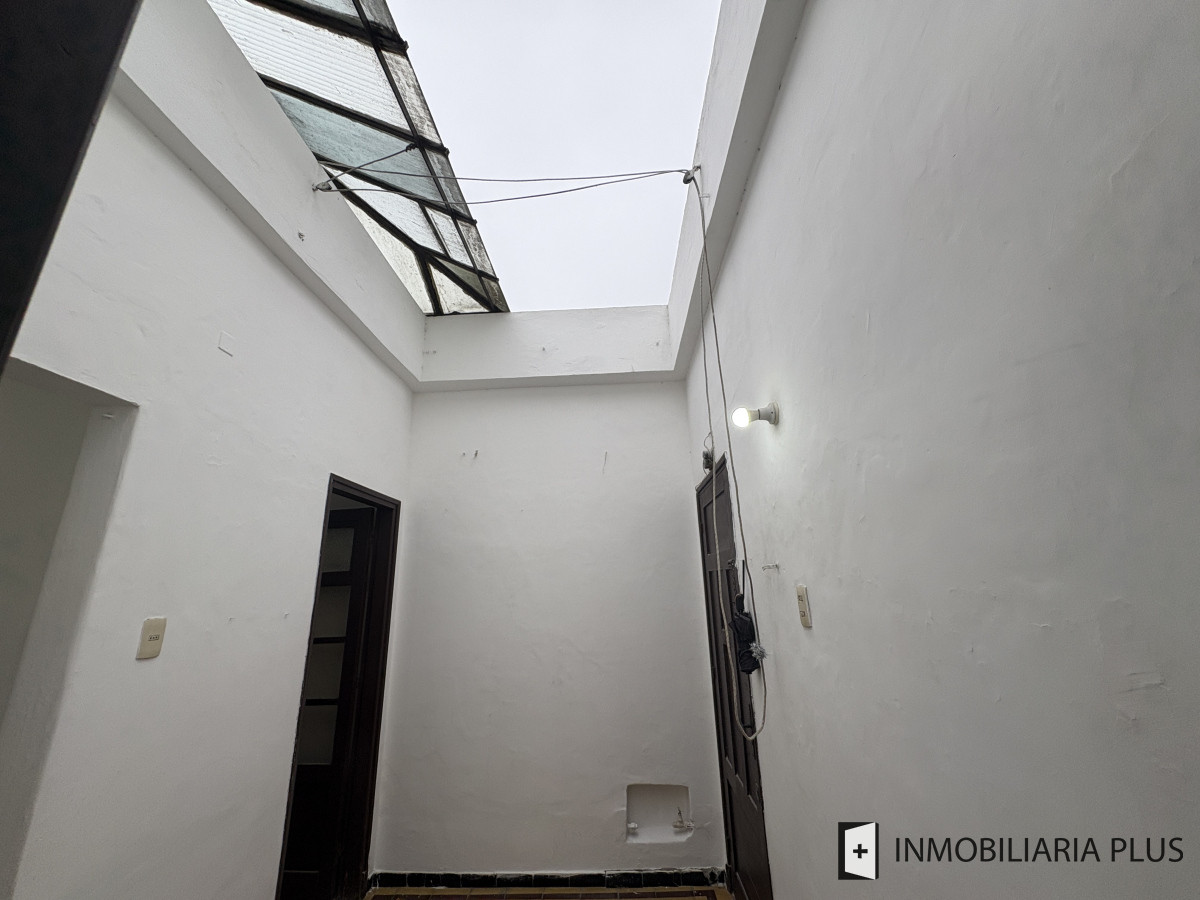 Apartamento ID.1474 - Alquiler de apartamento de 1 Dormitorio Económico en La Blanqueada con bajos gastos
