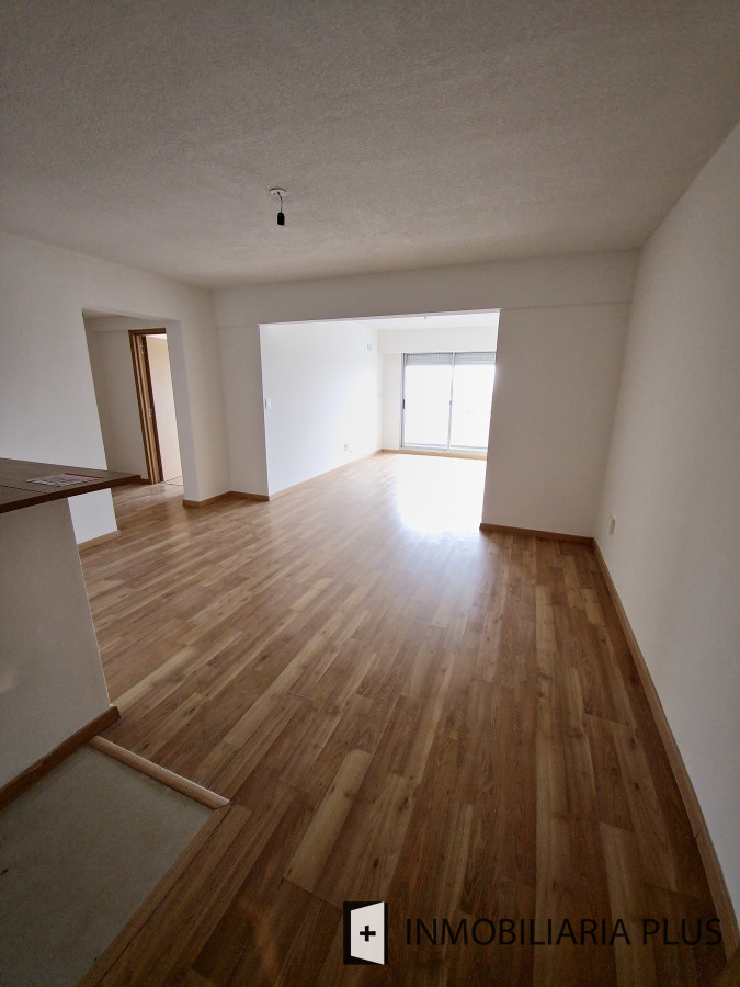 Apartamento ID.386 - Alquiler de Apartamento 2 Dormitorios en La Blanqueada  C844-804P
