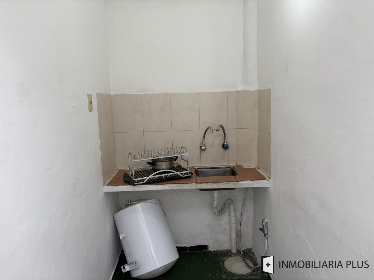 Apartamento ID.1474 - Alquiler de apartamento de 1 Dormitorio Económico en La Blanqueada con bajos gastos