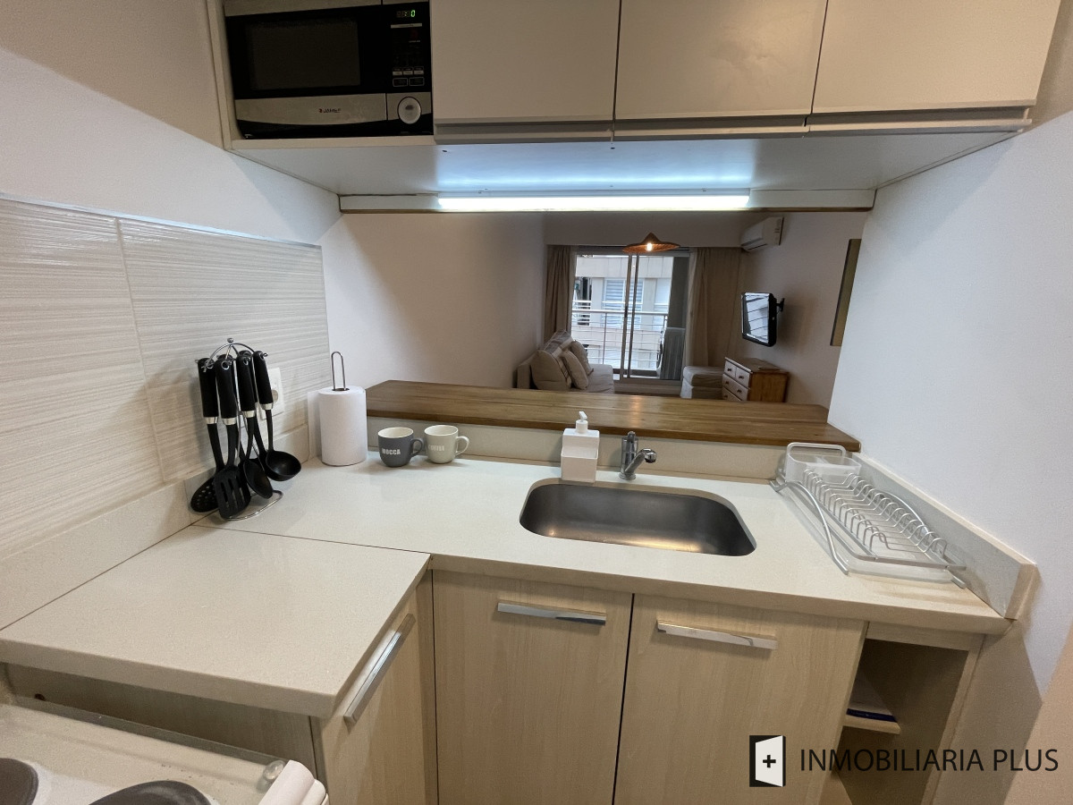 Apartamento ID.1127 - Alquiler de Apartamento de 2 Dormitorios en Palermo con barbacoa a 2 de 18 de Julio 