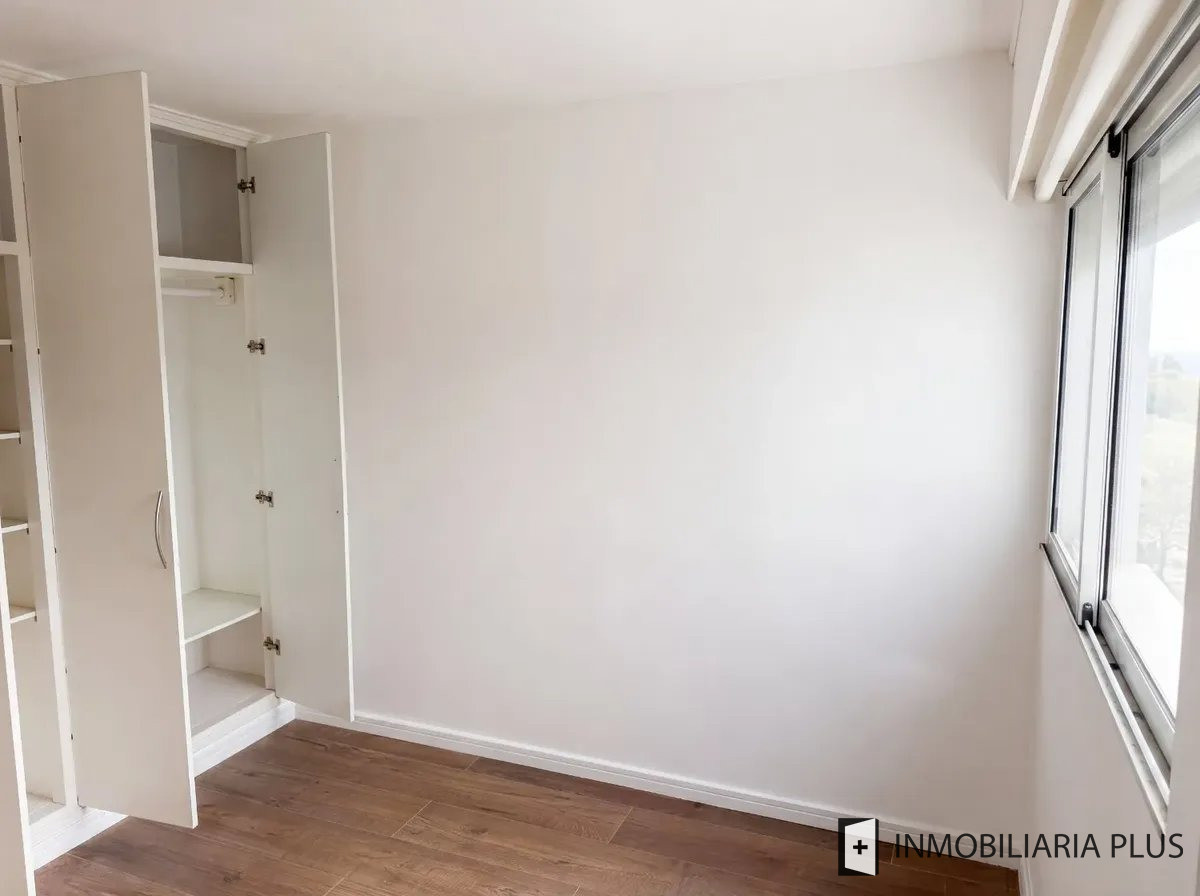 Apartamento ID.1748 - Alquiler de Apartamento con piscina climatizada, parrillero, 2 dormitorios, 2 baños con garaje más en Buceo