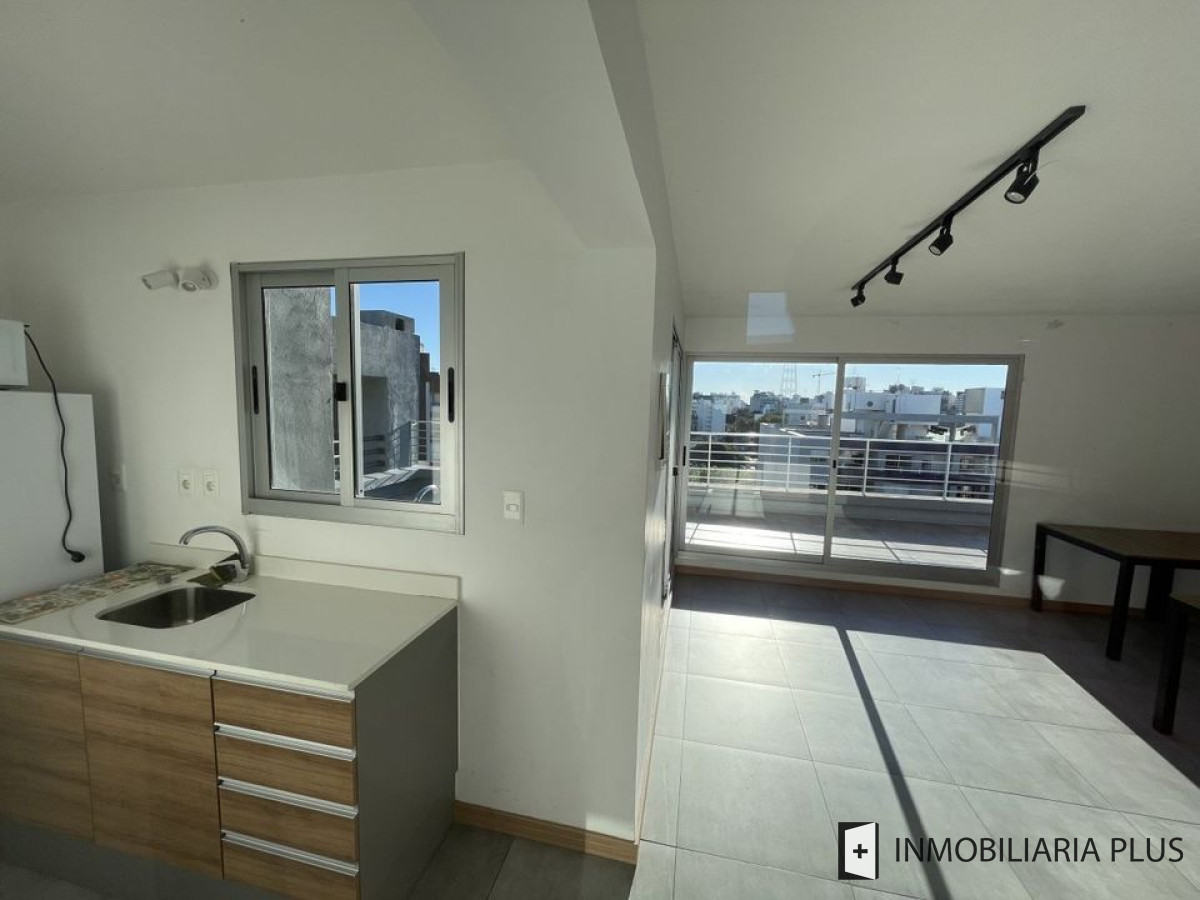 Apartamento ID.1264 - Venta de Apartamento de 1 dormitorio en Malvín a pasos de la Rambla y Av Italia