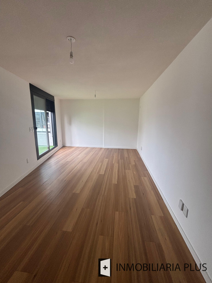 Apartamento ID.1477 - Alquiler de Apartamento de 2 Dormitorios con garaje opcional a pasos de Av. Italia y Propios en Montevideo