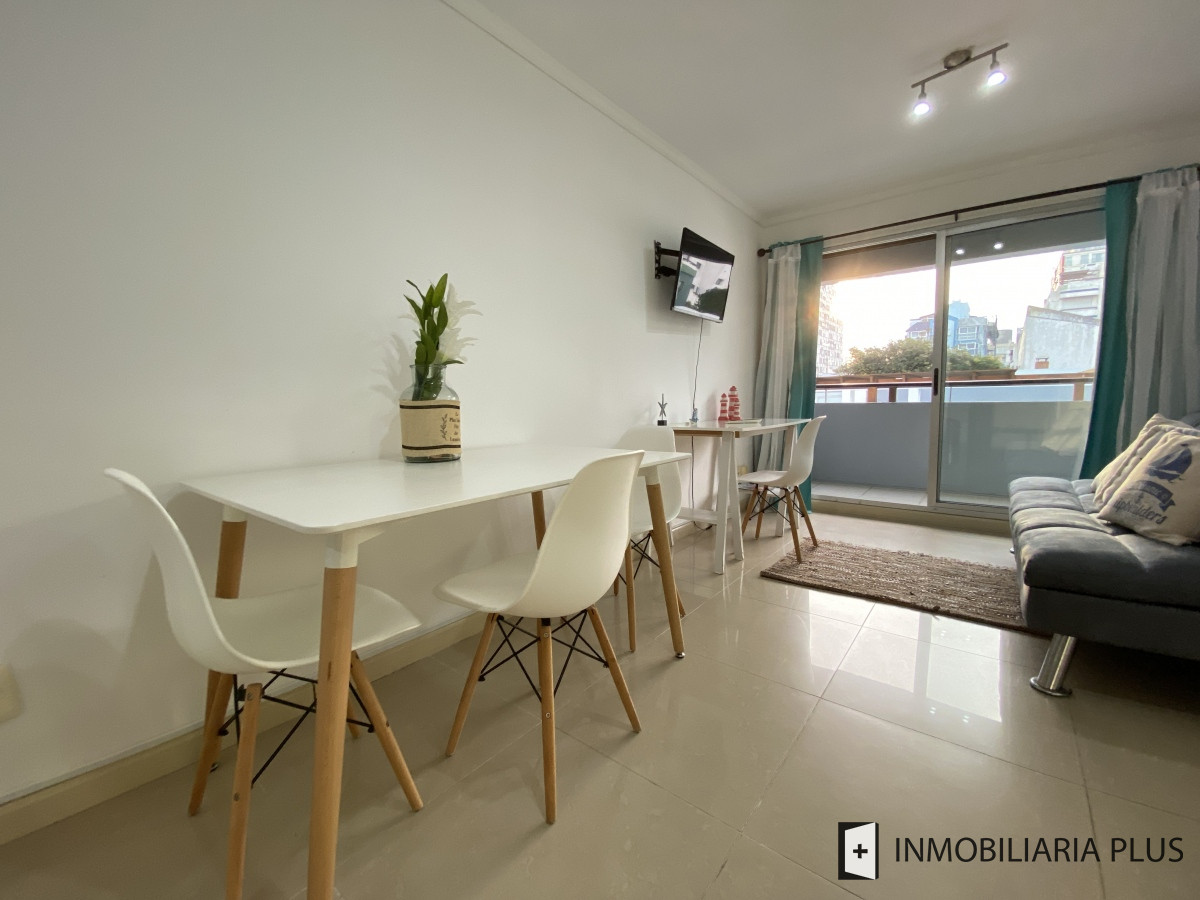 Apartamento ID.601 - Venta de Apartamento en la Península de Punta del Este con Garaje, Piscina climatizada, Gym y más C975206