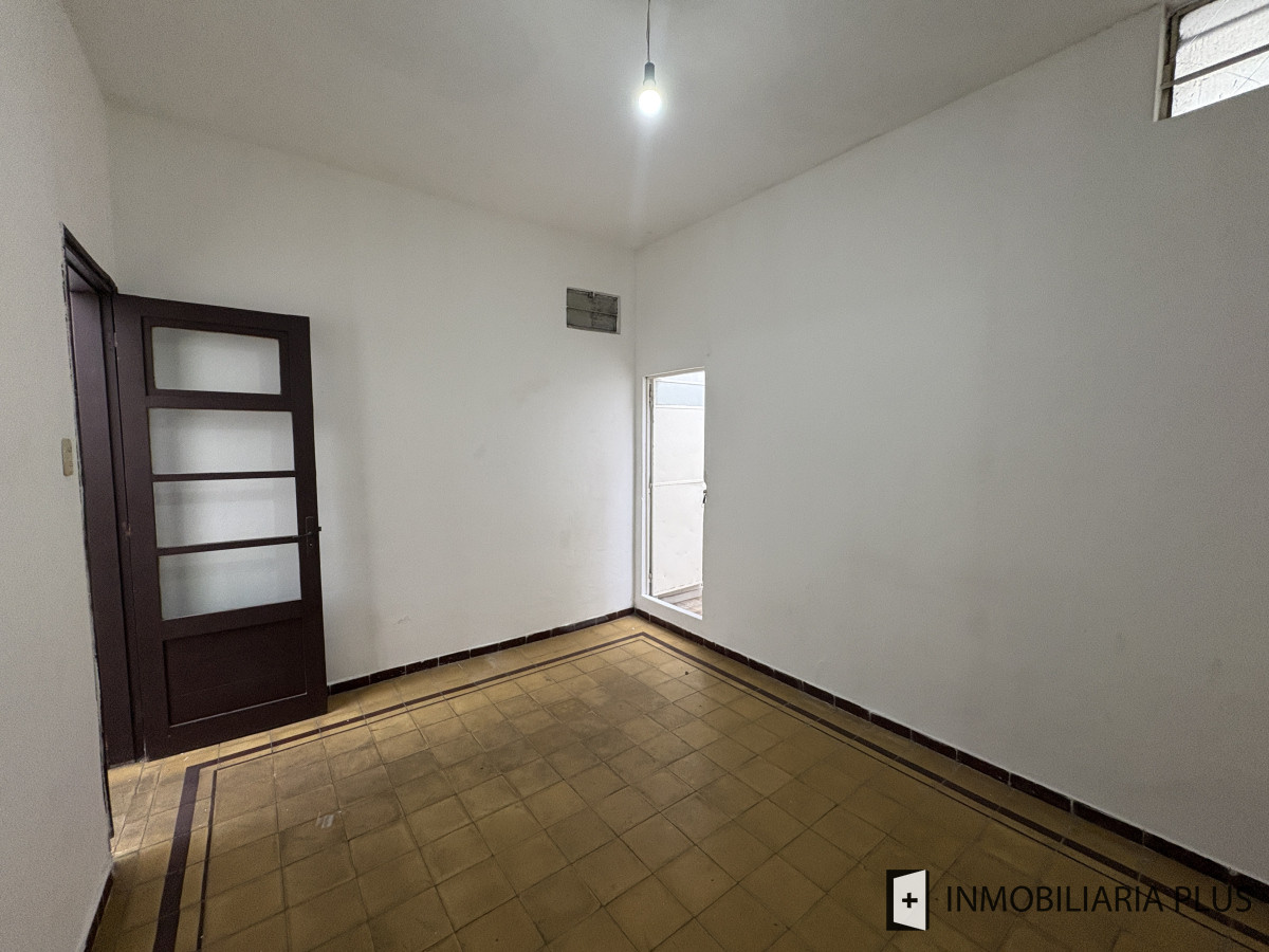 Apartamento ID.1474 - Alquiler de apartamento de 1 Dormitorio Económico en La Blanqueada con bajos gastos