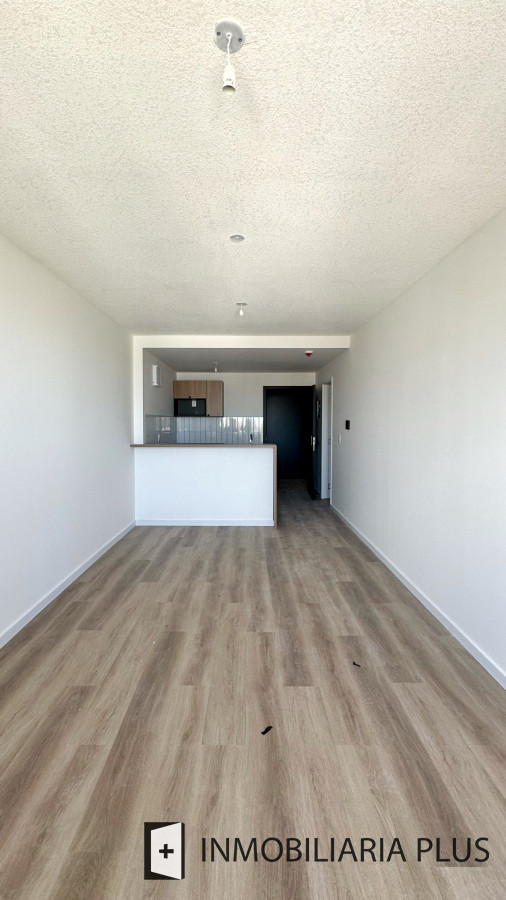 Apartamento ID.1473 - Alquiler de apartamento en Parque Rodó con Gym, Barbacoa, Co-work, sala de estudios a pasos de la Rambla.