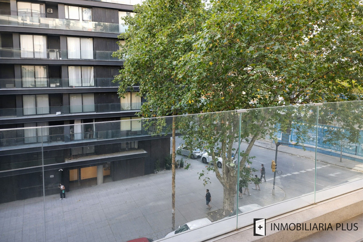 Apartamento ID.1594 - Alquiler de Apartamento de 2 Dormitorios en Palermo de Montevideo
