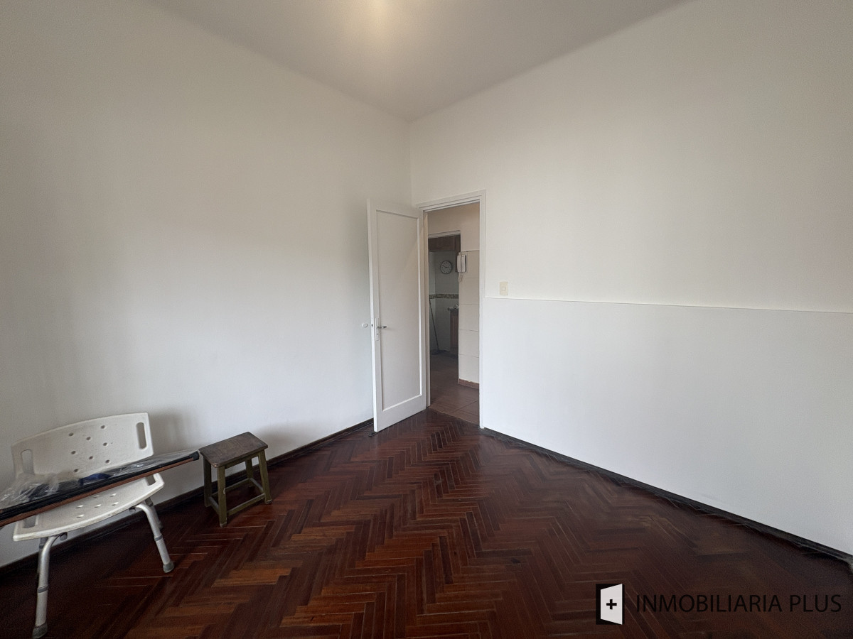 Apartamento ID.1472 - Alquiler apartamento de 2 dormitorios amplios en con Patio interno en La Blanqueada