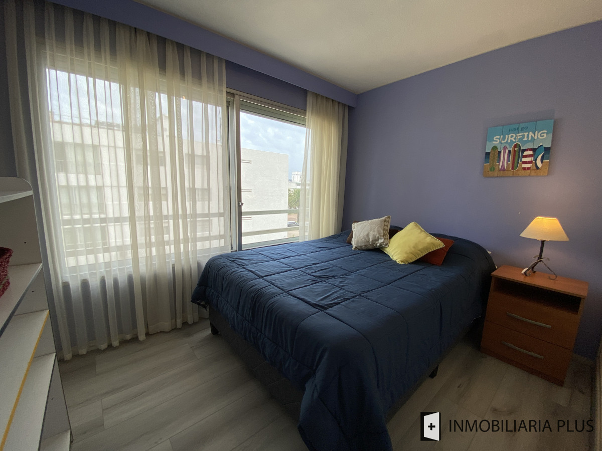 Apartamento ID.962 - Venta de Apartamento de 160 m2 en la Península a 200 MTS del MAR con Garaje, Gym y más en Punta del Este