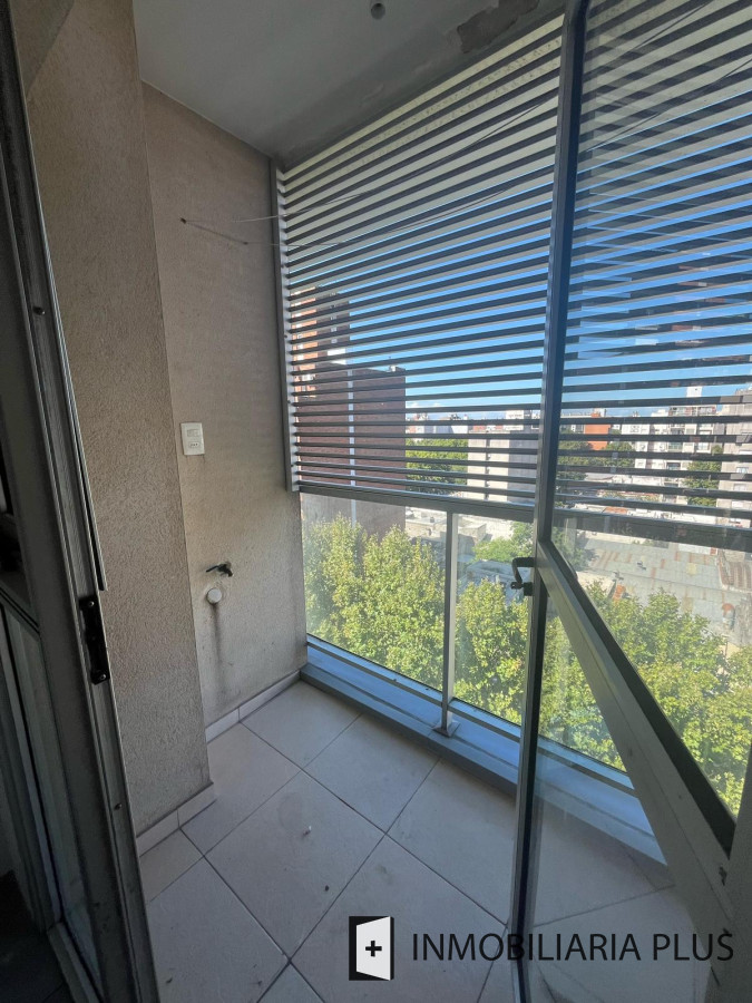 Apartamento ID.1098 - Alquiler de Apartamento de 2 dormitorios con garaje en Cordón Sur