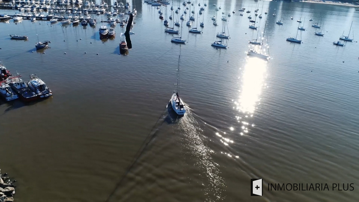 Apartamento ID.1319 - Alquiler de Apartamento de 1 Dormitorio en Pocitos Nuevo con Garaje Barbacoa y más a pasos Montevideo Shopping