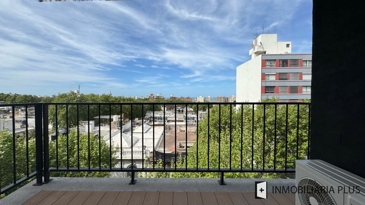 Apartamento ID.1452 - Alquiler de Apartamento de 2 Dormitorios con Garaje, Barbacoa, Gym y más en Parque Rodó de Montevideo