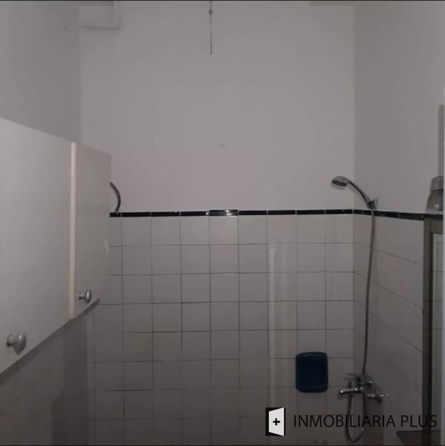 Apartamento ID.467 - Venta de 2 Apartamentos juntos ya Alquilados en $ 35.000 en Pérez Castellanos C921