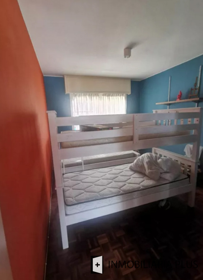 Apartamento ID.1084 - Alquiler de Apartamento en Pocitos con 2 Dormitorios y Garaje 