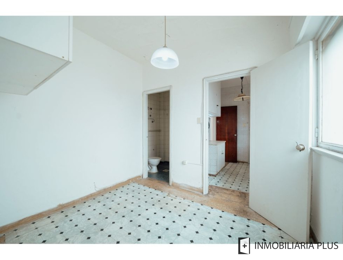 Apartamento ID.1576 - Venta apartamento de 3 dormitorios con 97m2 con garaje en Cordón a pasos de Av. 18