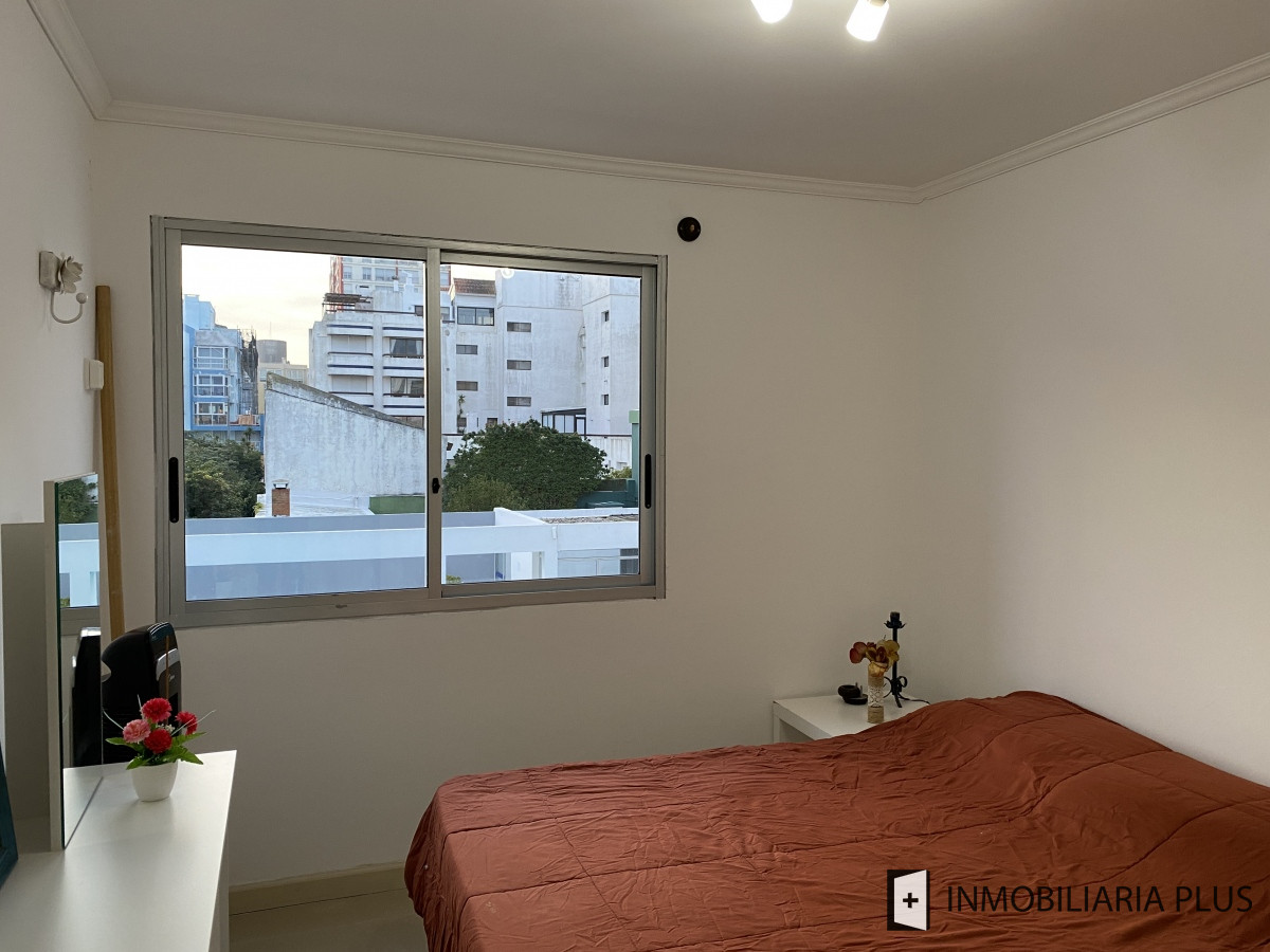 Apartamento ID.601 - Venta de Apartamento en la Península de Punta del Este con Garaje, Piscina climatizada, Gym y más C975206