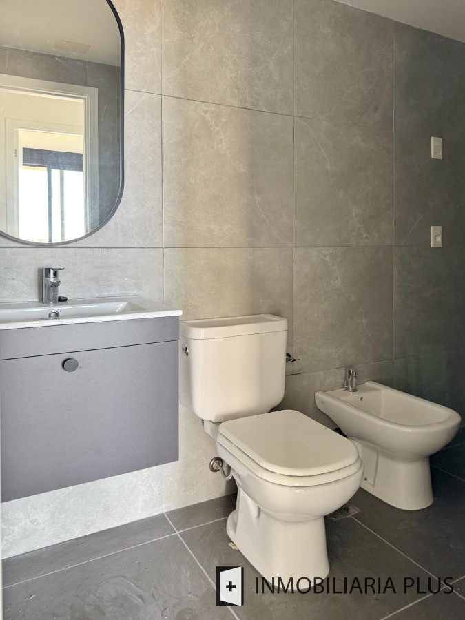 Apartamento ID.1452 - Alquiler de Apartamento de 2 Dormitorios con Garaje, Barbacoa, Gym y más en Parque Rodó de Montevideo