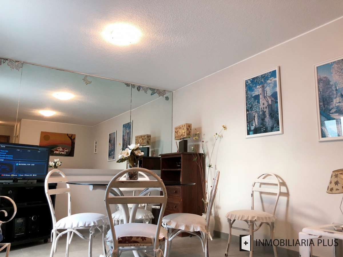 Apartamento ID.860 - Alquilo apartamento con PISCINA y parrillero propio para 4 personas a pasos del PUERTO de Puerto de Punta del Este C790A