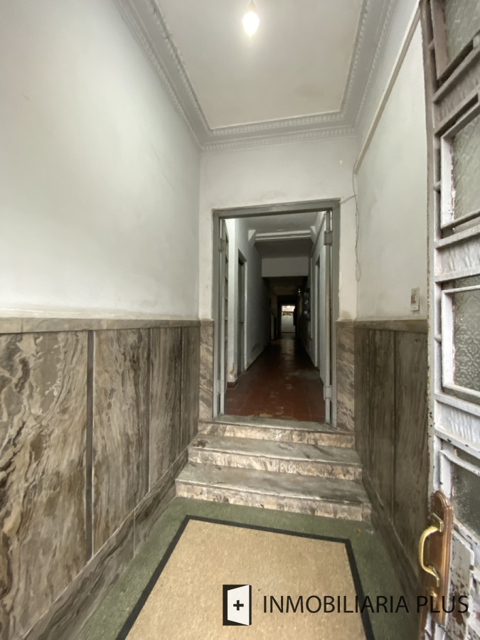 Apartamento ID.1135 - Apartamento en Venta reciclado de 2 Dormitorios en la Ciudad Vieja frente al Mercado del Puerto de Montevideo