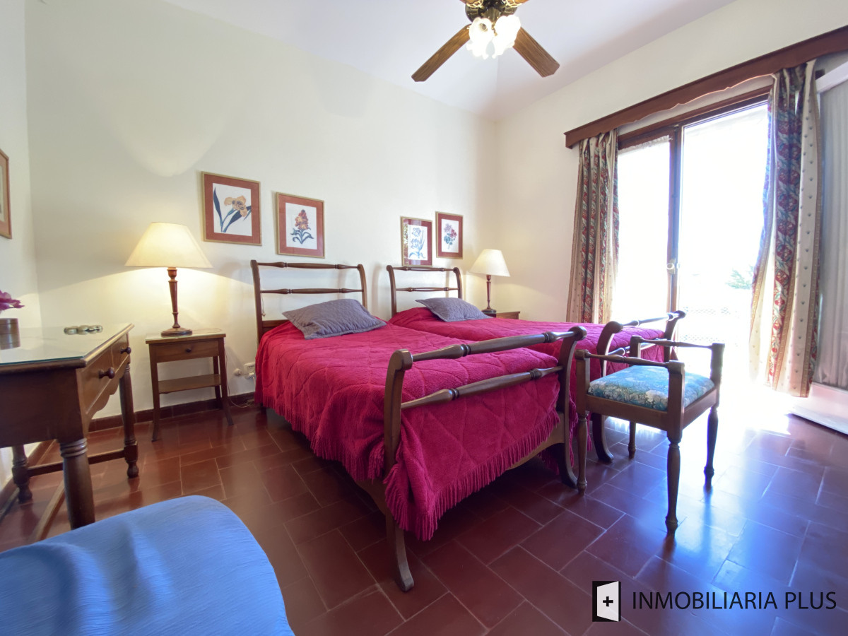 Apartamento ID.1388 - Alquiler de Apartamento de 3 Dormitorios, Garaje y 2 Baños en la península de Punta del Este