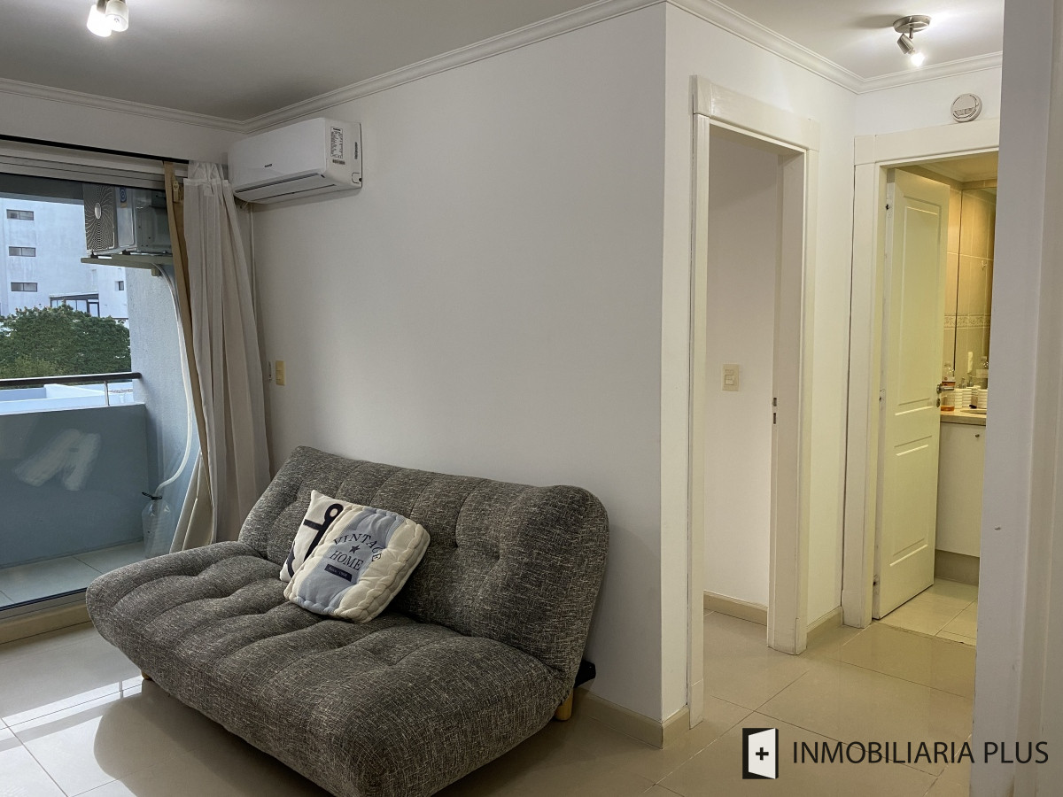 Apartamento ID.601 - Venta de Apartamento en la Península de Punta del Este con Garaje, Piscina climatizada, Gym y más C975206