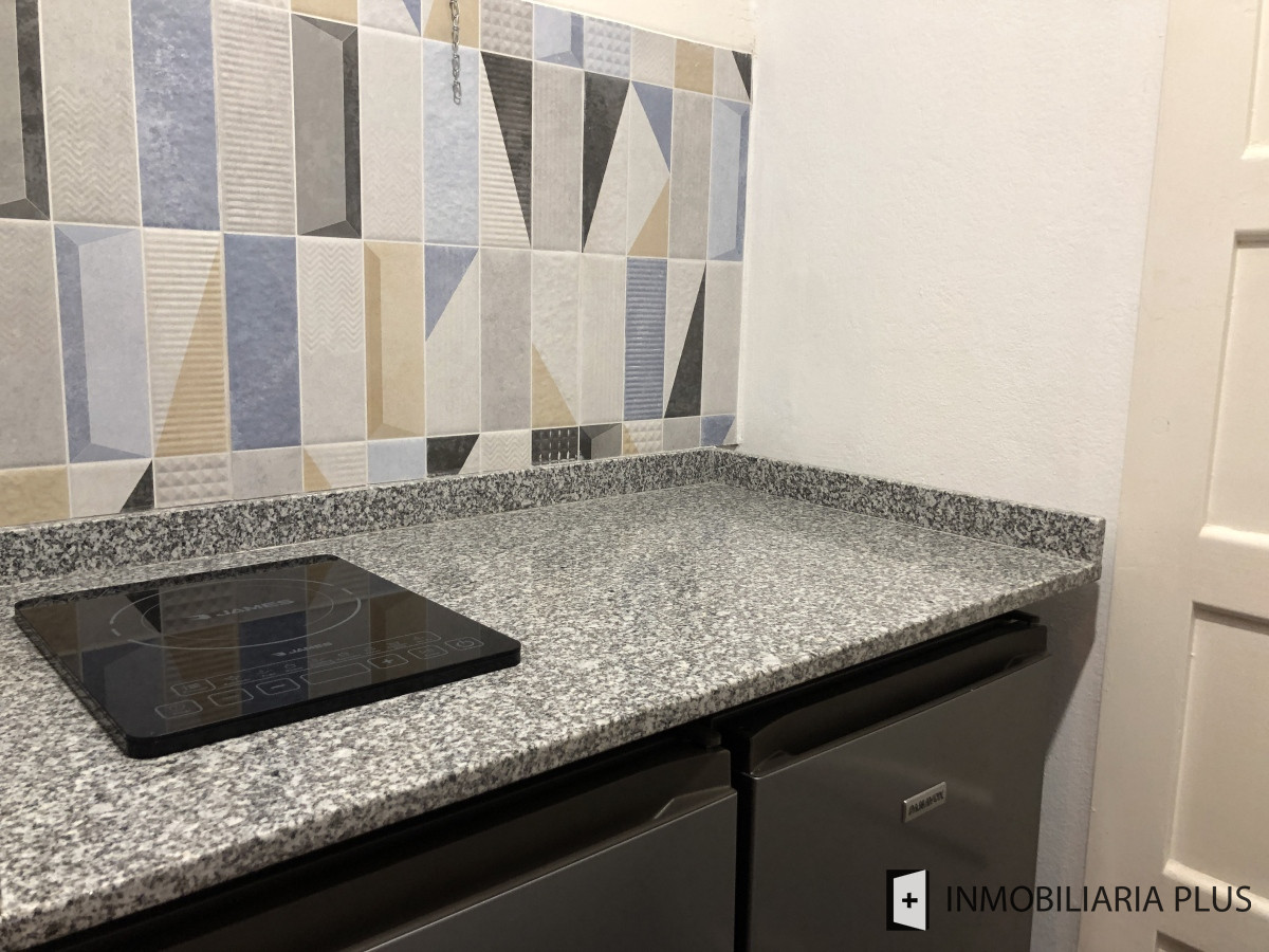 Apartamento ID.963 - Alquiler de Monoambiente en Punta del Este para 3 Personas a pasos del Puerto