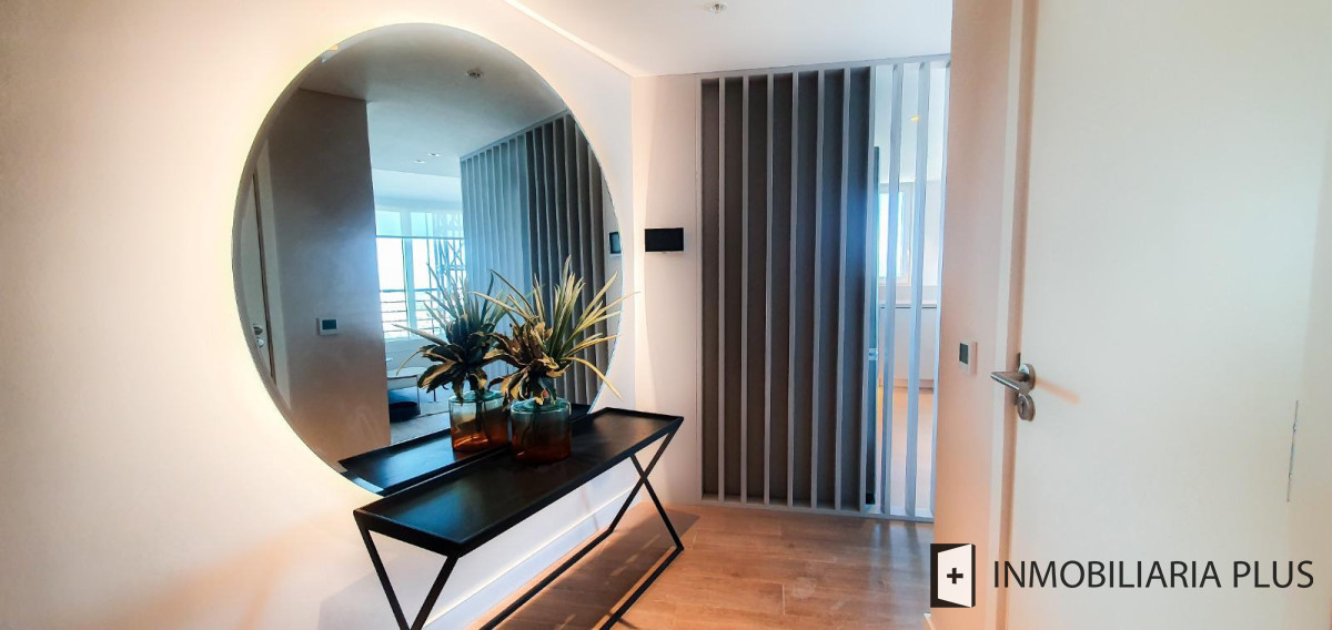 Apartamento ID.1742 - Venta de Apartamento de 2 dormitorios en Pocitos con terraza en Montevideo