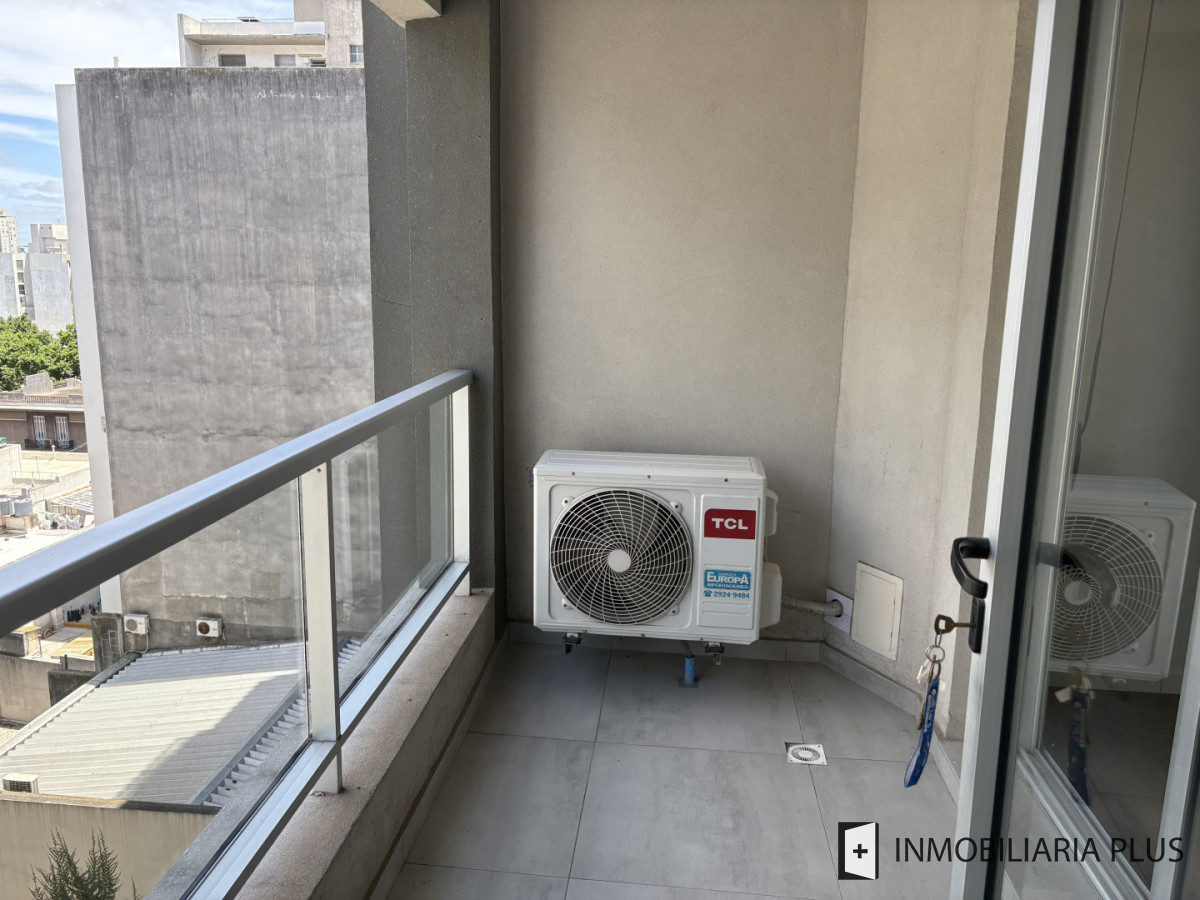 Apartamento ID.1494 - Alquiler de Apartamento de 1 Dormitorio con Garaje, Barbacoa, Solarium y más en Cordón a pasos de Av. 18 y la Intendencia de Montevideo