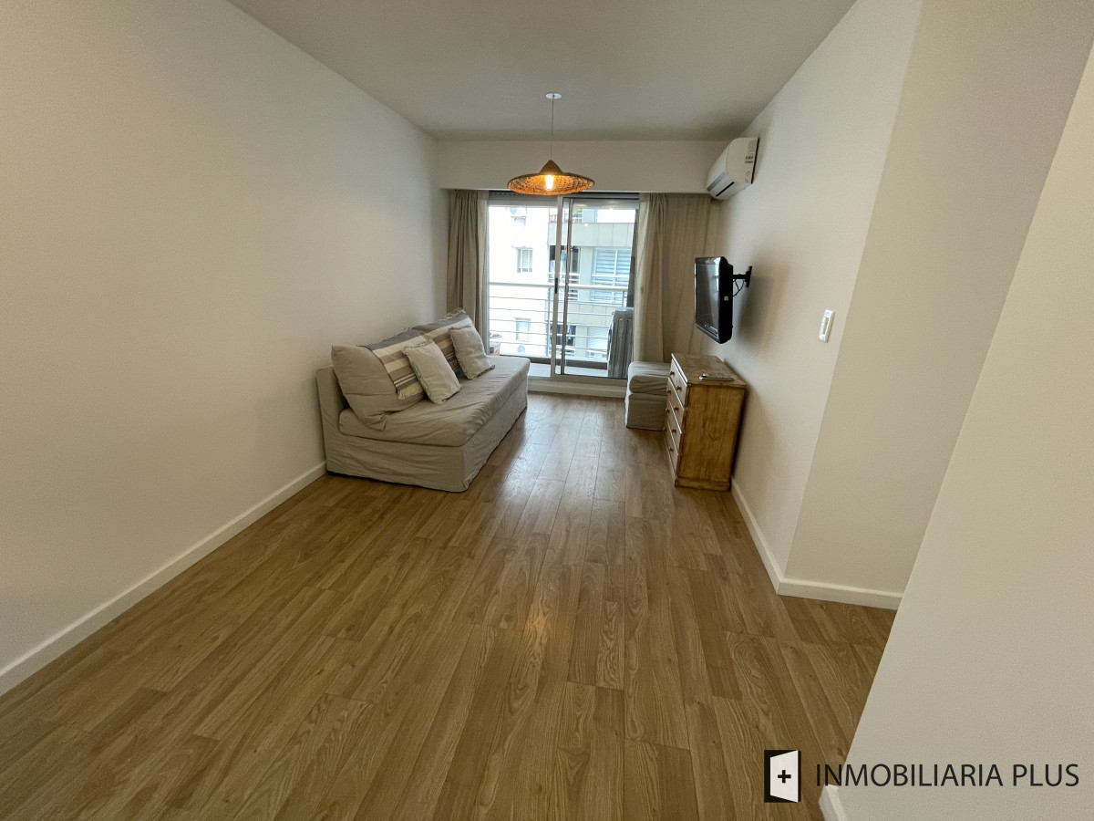 Apartamento ID.1127 - Alquiler de Apartamento de 2 Dormitorios en Palermo con barbacoa a 2 de 18 de Julio 