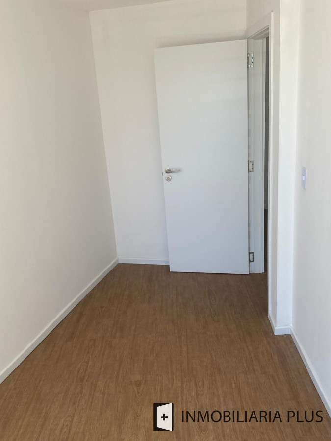 Apartamento ID.1464 - Alquiler de Apartamento de 2 Dormitorios en Tres Cruces a minutos de todo Montevideo