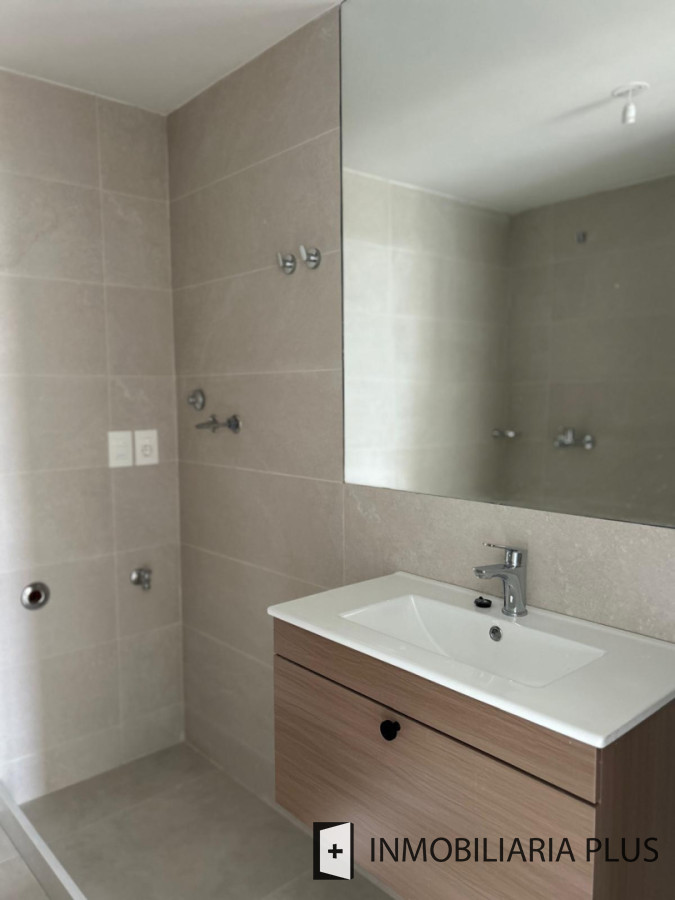 Apartamento ID.1681 - Alquiler de Apartamento de 2 dormitorios con garaje, gym, barbacoa, cowork y más en Tres Cruces Montevideo