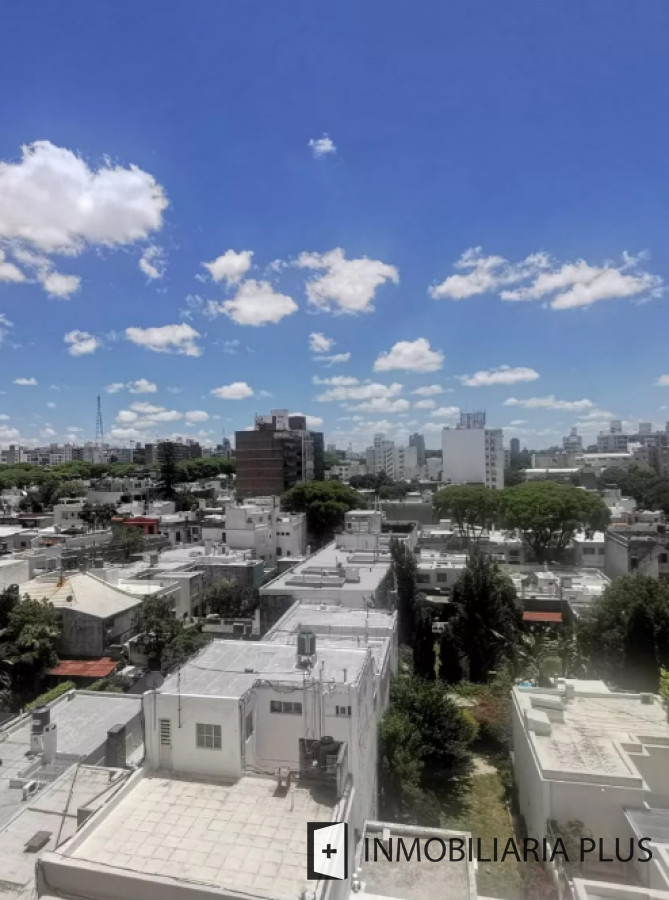 Apartamento ID.1084 - Alquiler de Apartamento en Pocitos con 2 Dormitorios y Garaje 