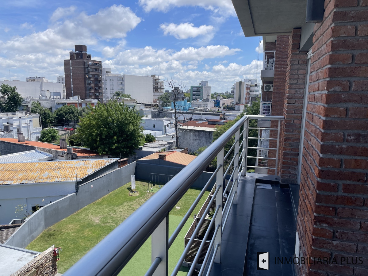Apartamento ID.1109 - Venta de Apartamento de 2 Dormitorios en Tres Cruces, con Barbacoa, Juegos Infantiles y más 