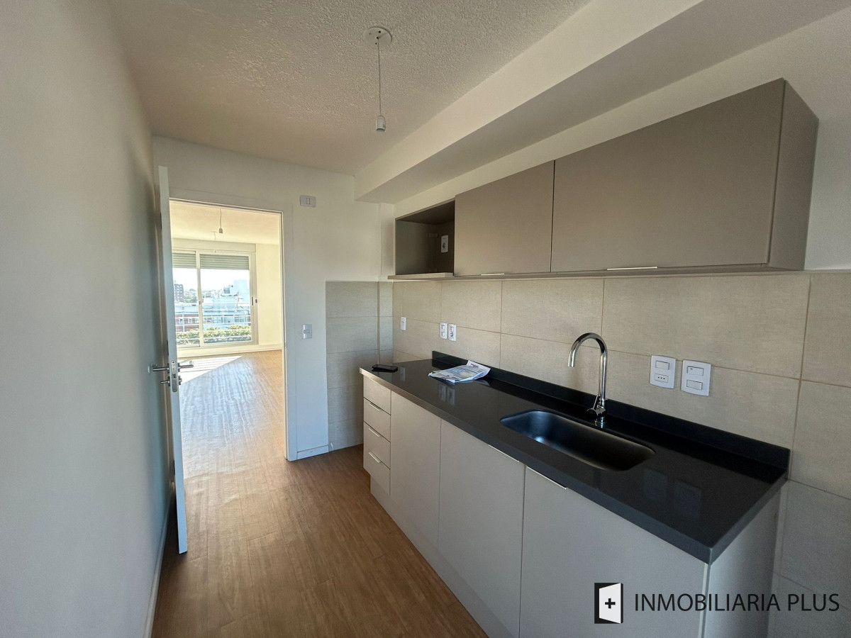 Apartamento ID.1454 - Alquiler de Apartamento de 2 Dormitorios en Tres Cruces Montevideo