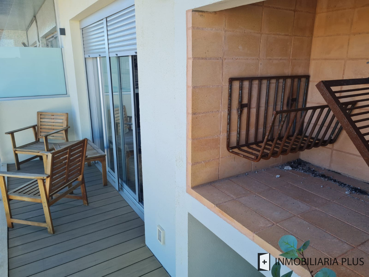 Apartamento ID.325 - Apartamento amoblado y equipado en el corazón del Centro de Montevideo con Parrillero 61 m2. C827-1201