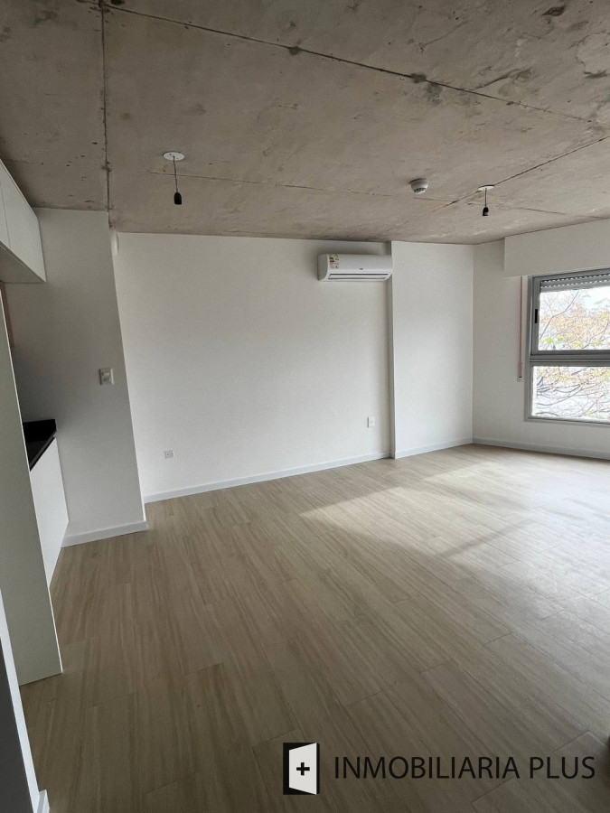 Apartamento ID.1260 - Venta de apartamento en Villa Dolores con 1 Dormitorio, Barbacoa y Garaje a pasos del Shopping y Rivera