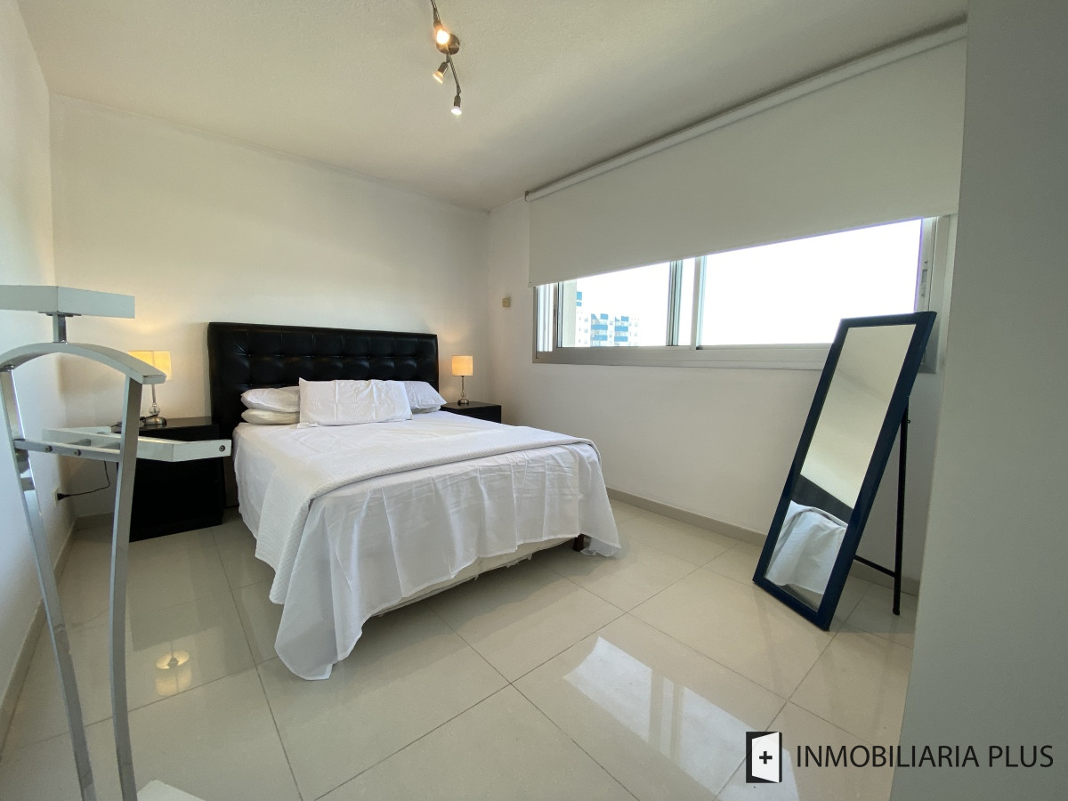 Apartamento ID.1027 - Alquiler de apartamento con piscinas, saunas, en Punta del Este entre los 2 Shopping a 2 minutos de la playa