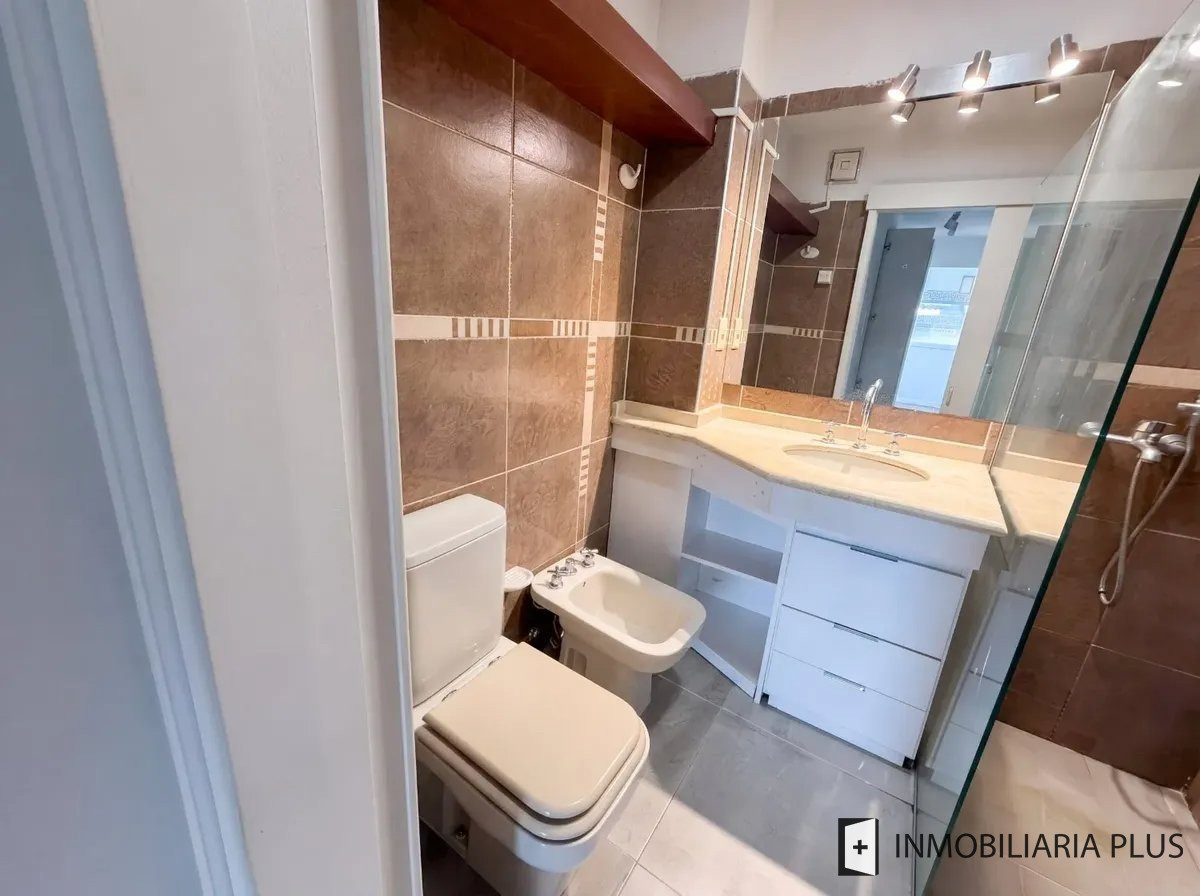 Apartamento ID.1748 - Alquiler de Apartamento con piscina climatizada, parrillero, 2 dormitorios, 2 baños con garaje más en Buceo