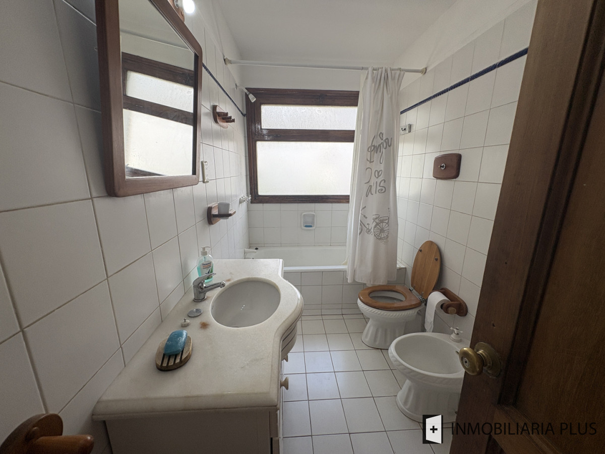 Apartamento ID.1410 - Alquiler de Apartamento de 3 Dormitorios 2 Garajes y 2 baños en la Península de Punta del Este