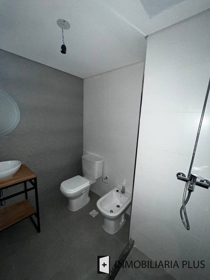 Apartamento ID.1260 - Venta de apartamento en Villa Dolores con 1 Dormitorio, Barbacoa y Garaje a pasos del Shopping y Rivera