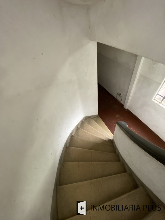 Apartamento ID.1135 - Apartamento en Venta reciclado de 2 Dormitorios en la Ciudad Vieja frente al Mercado del Puerto de Montevideo
