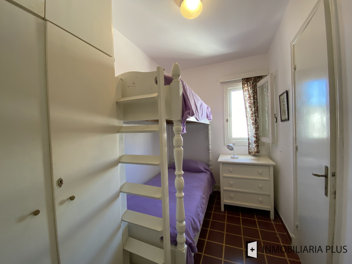 Apartamento ID.1388 - Alquiler de Apartamento de 3 Dormitorios, Garaje y 2 Baños en la península de Punta del Este