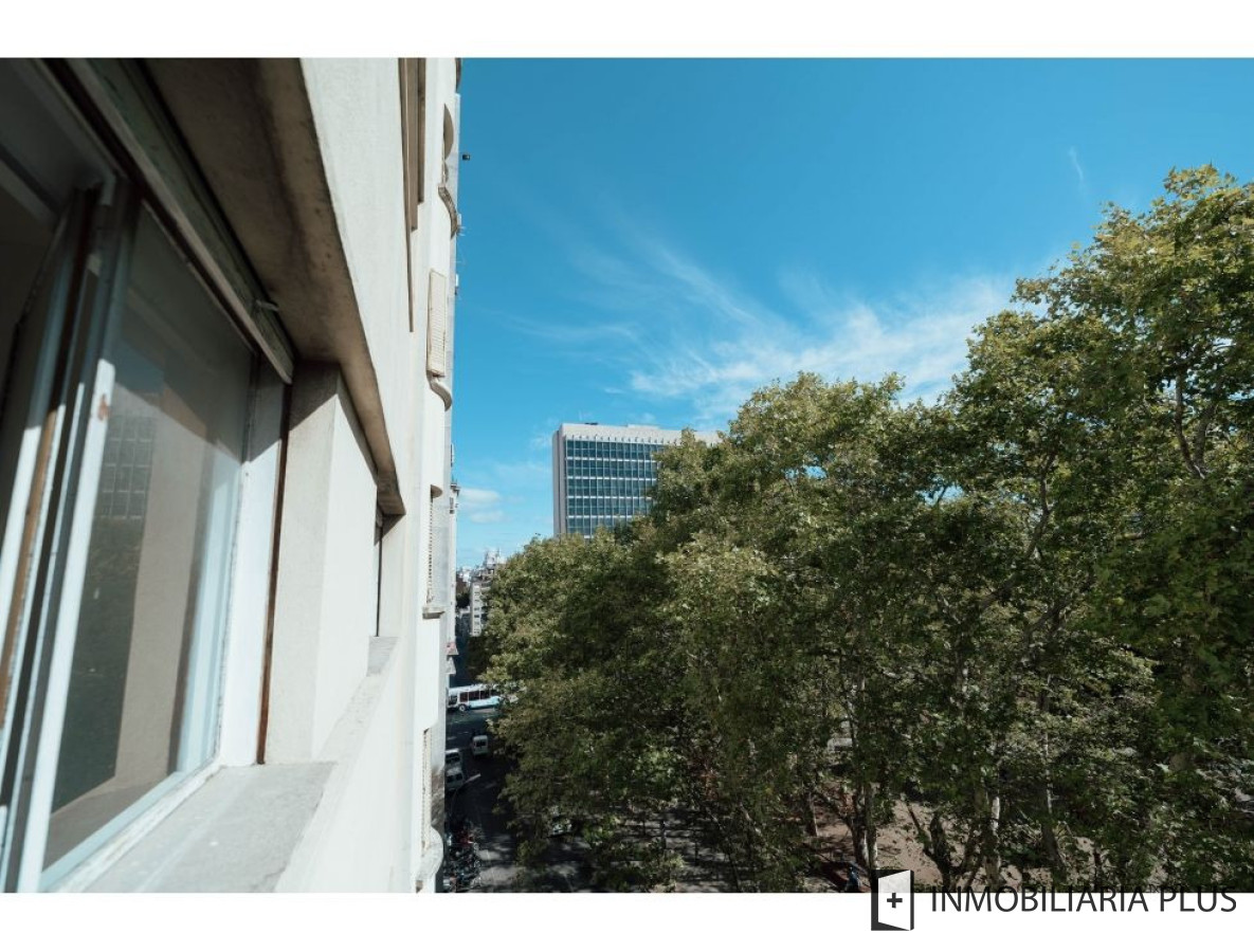 Apartamento ID.1576 - Venta apartamento de 3 dormitorios con 97m2 con garaje en Cordón a pasos de Av. 18